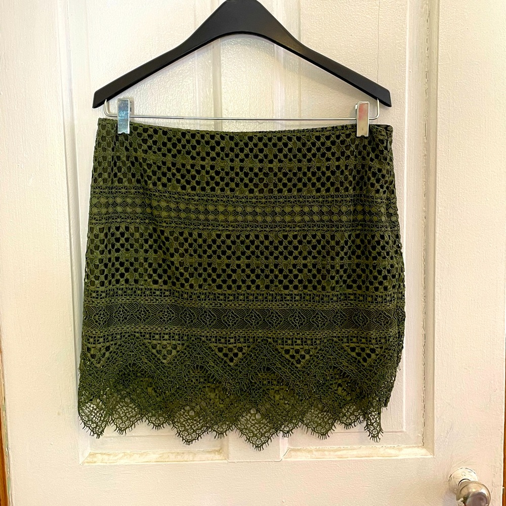 NWT Green Banana Republic Skirt